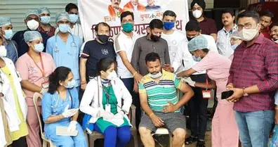 रस्ता दुरुस्ती कार्य १